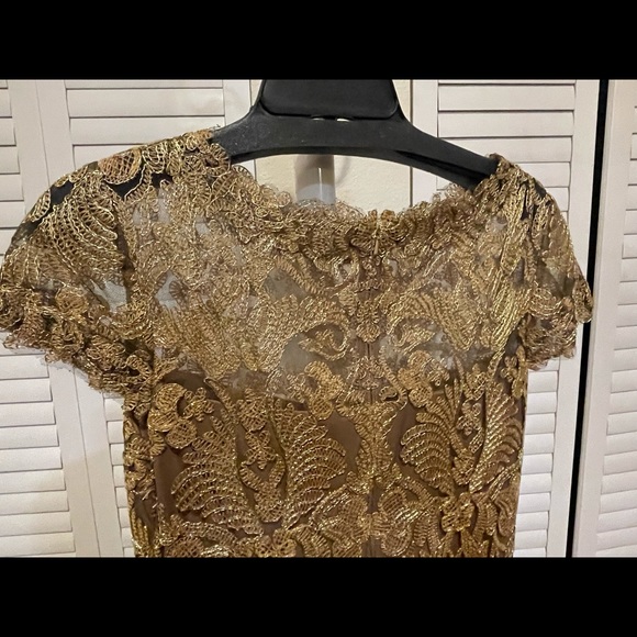 Extremely Catchy Tadashi Shoji Gold Dress - Picture 5 of 7